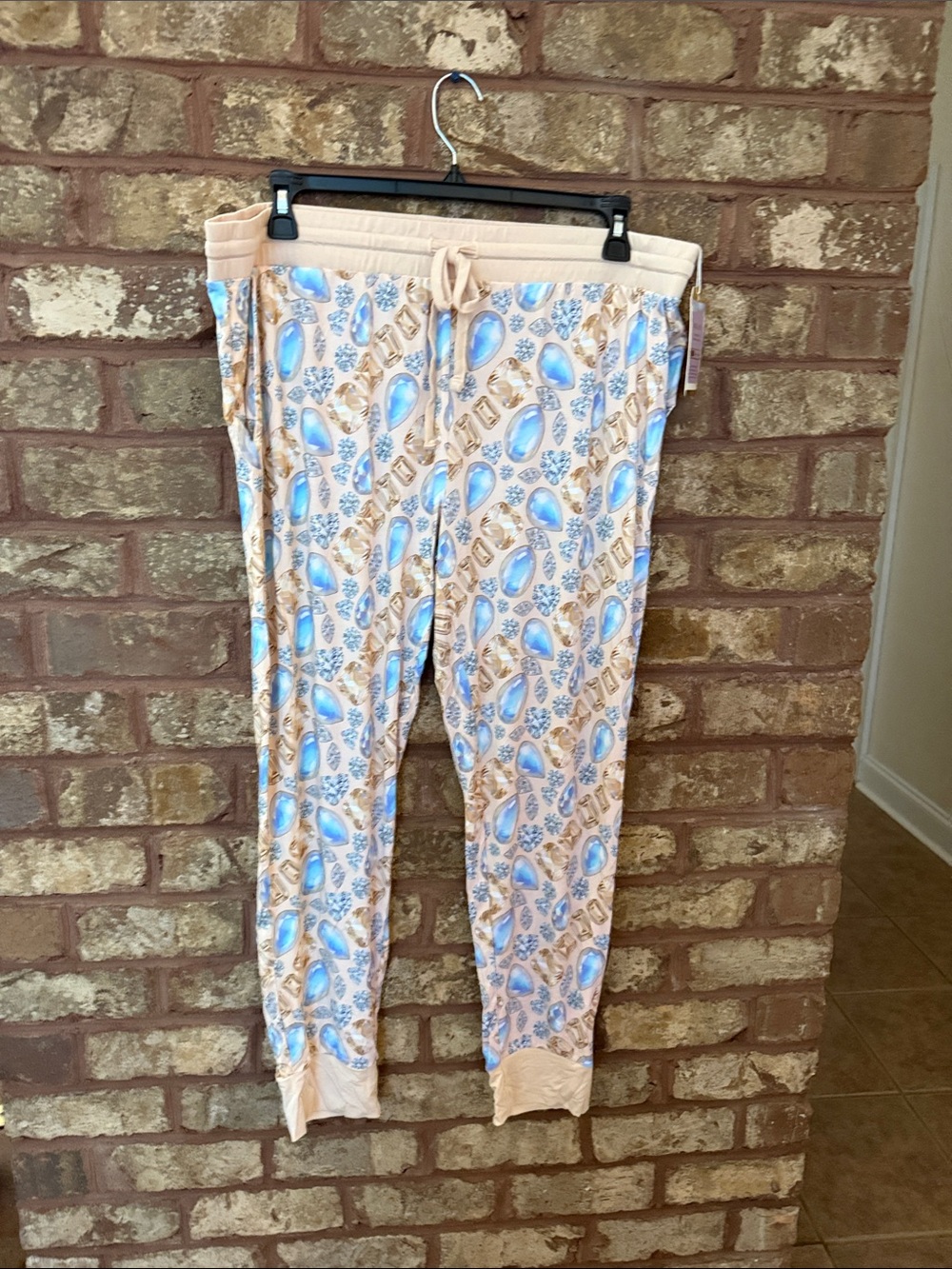 Bomb party Hali lounge wear Size 2XL